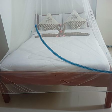 Pabean Buleleng Buda'S Homestay Lemukih מראה חיצוני תמונה
